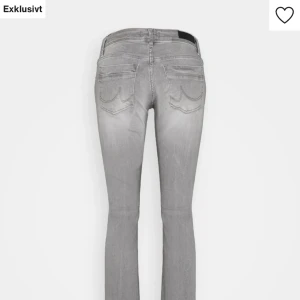 Bootcut LTB Jeans - Säljer dessa super fina LTB jeans i stolek 38 då dom tyvärr var förstora, helt nya med prislapp på skriv för fler bilder 💕