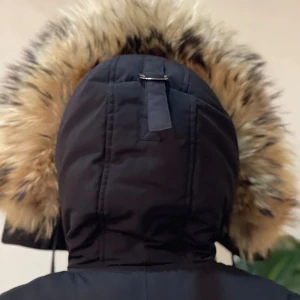 Hollies vinter jacka  - Svart vinter jacka från Hollies 