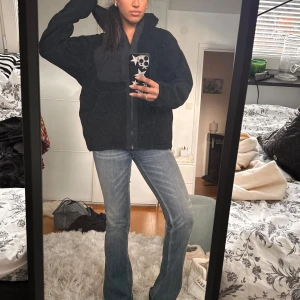 Teddyjacka  - 🍿✌️⭐️👑🥮🍩