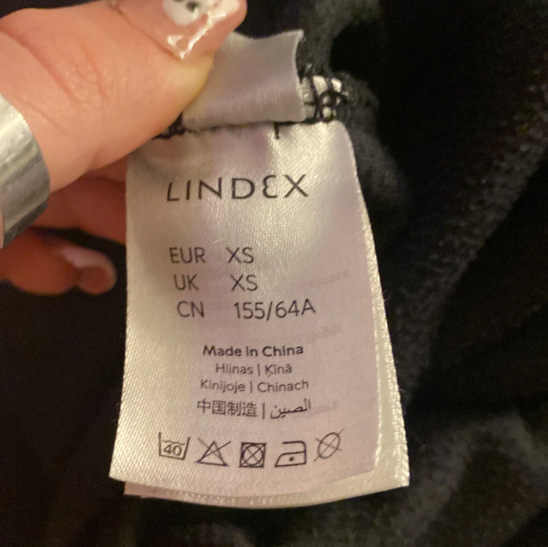 Svarta mjukisbyxor från Lindex - 92