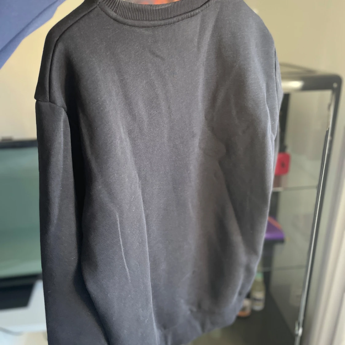 CLOSURE LONDON svart sweatshirt, storlek S - 90