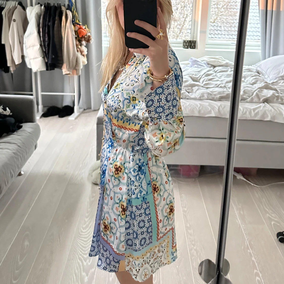 Mönstrad klänning från Zara - 90