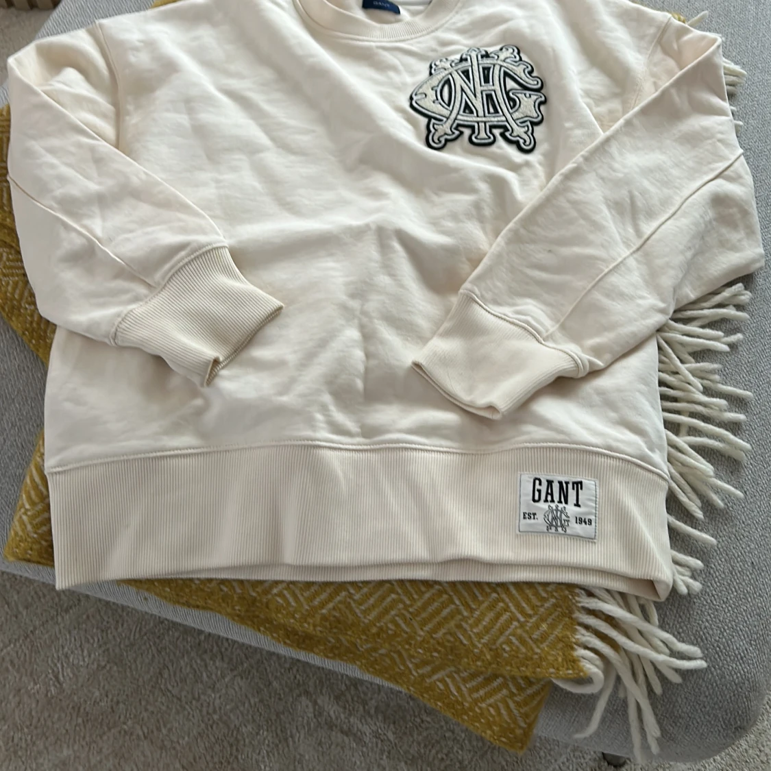 Vit sweatshirt från GANT