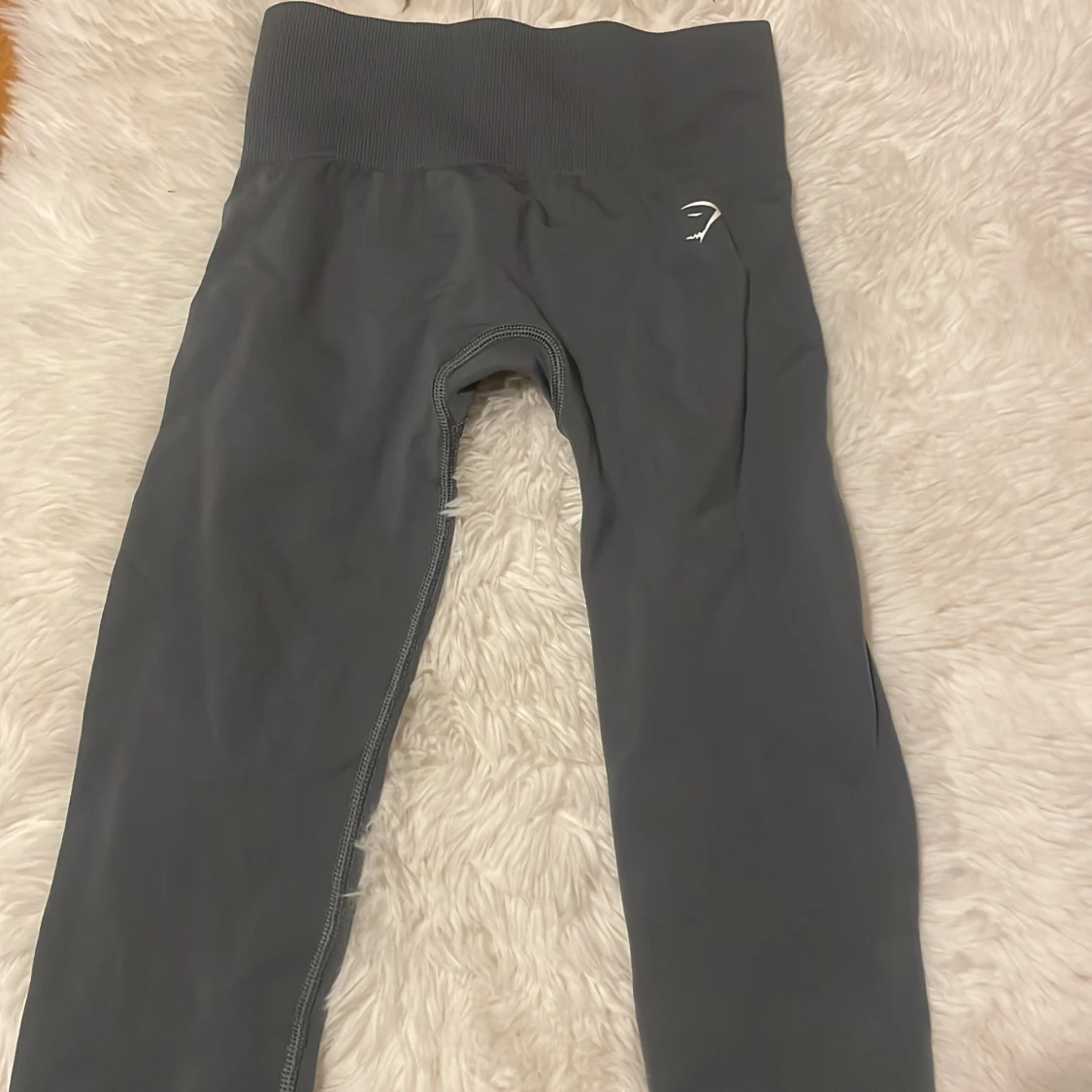 Grå leggings från Gymshark - 90