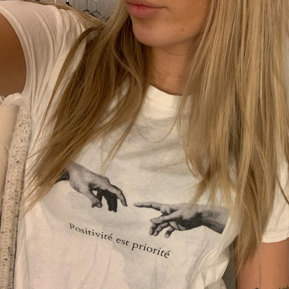 Vit t-shirt med tryck