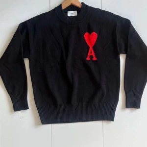 Ami Paris Sweater - Ami Paris sweater storlek S fin tröja inga märken på användning 