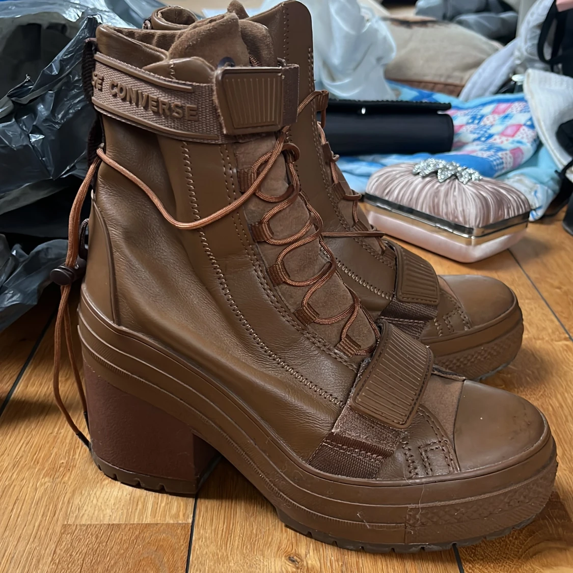 Bruna boots från Converse