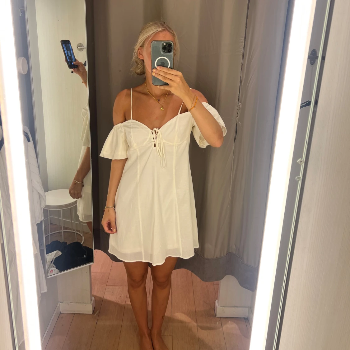 Vit klänning - 90