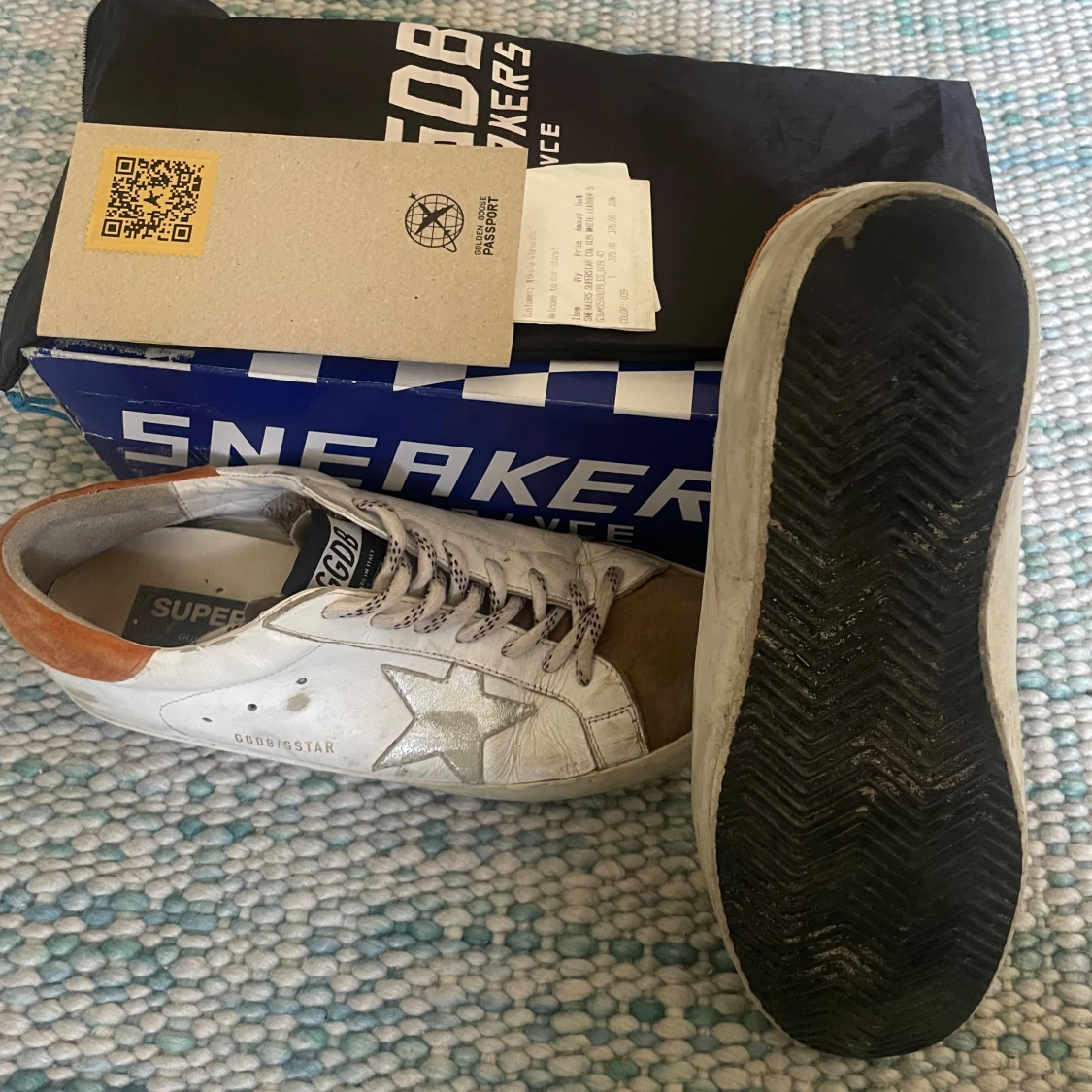 Golden goose superstar