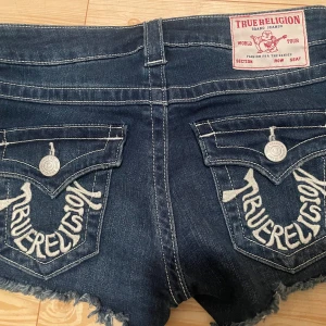 True religion  - W24 skit snygga men använder inte. Kan mötas och frakta men tar betalt genom swish.