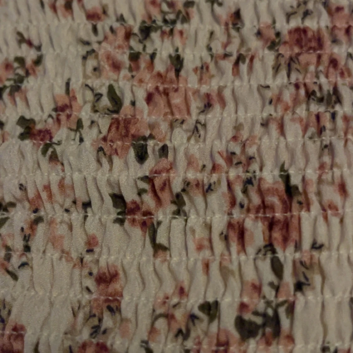 Blommig kjol med volang - 90