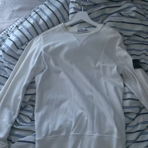Stone island crewneck  - Storlek S/M passar bra som medium. Bra skick och fin badge