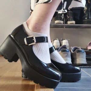 Mary Jane pumps - Jättefina mary janes!✨️ De var tyvärr för små för mig, så de är knappt använda