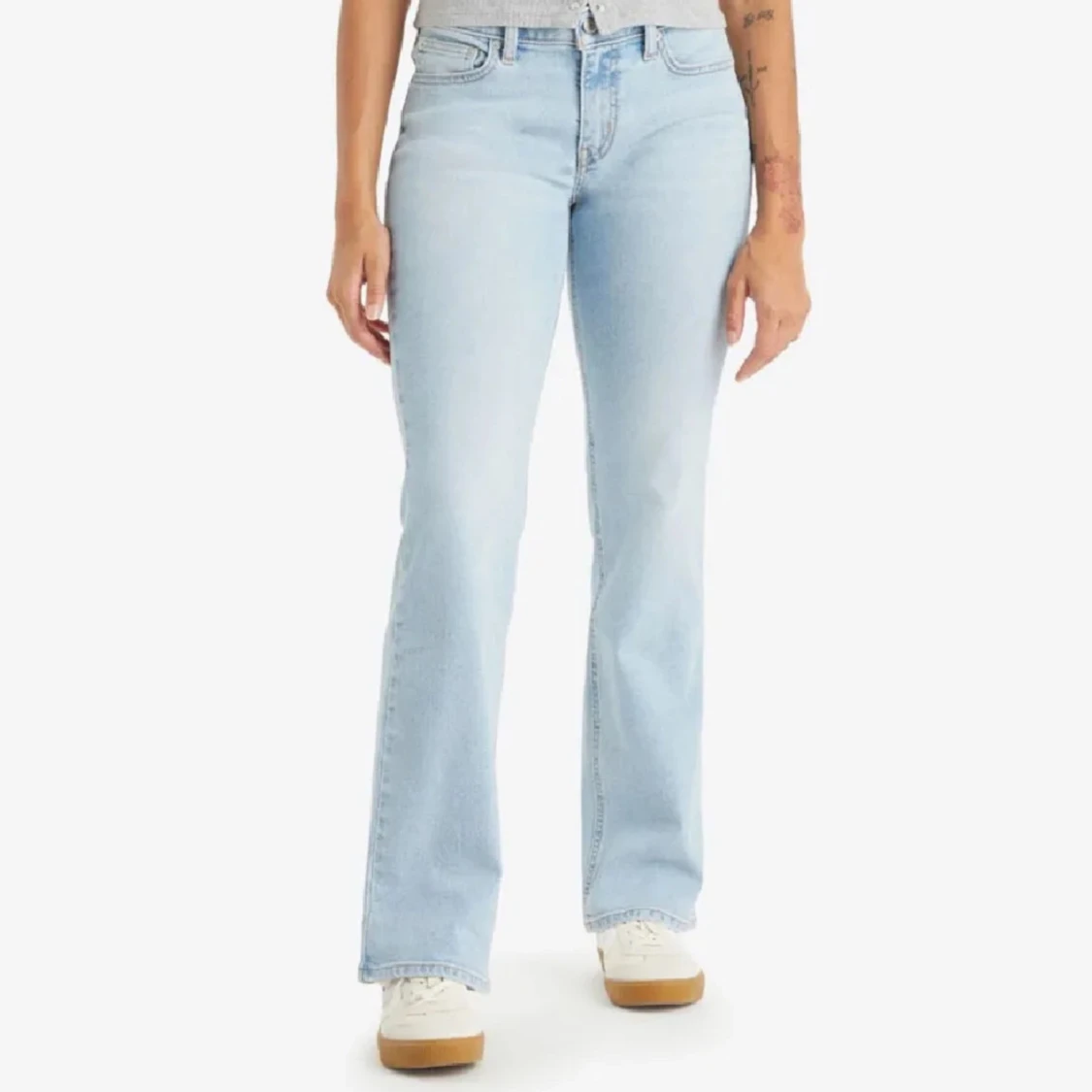 Levis low waist bootcut
