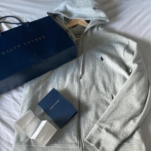 Ralph Lauren hoodie - Skick 10/10 nyskick