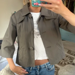 Trekvartsärm jacka!! - Så fin jacka!