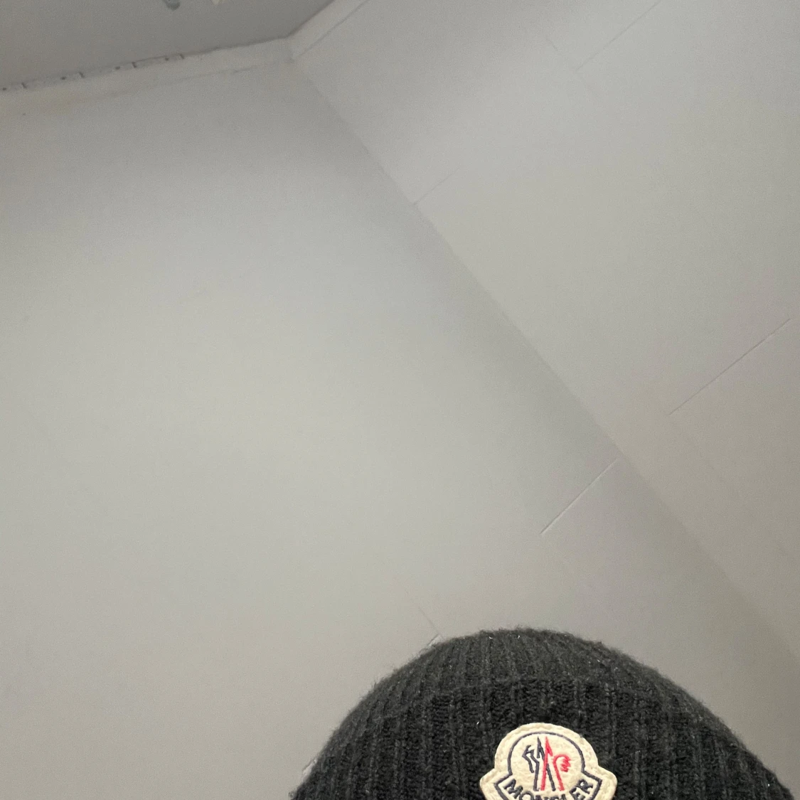 Monclear mössa - 93