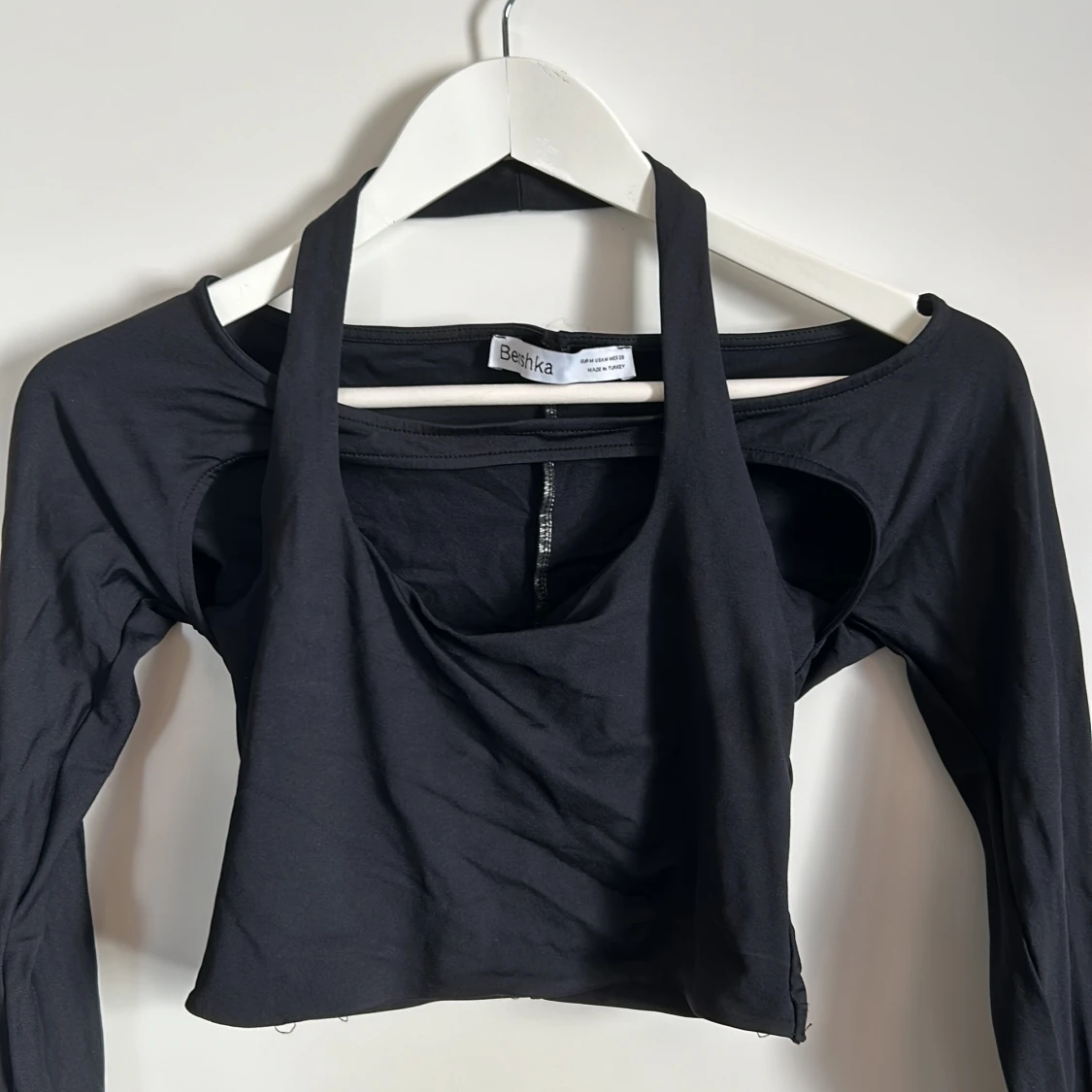 Svart croppad topp från Bershka - 90