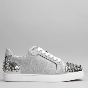 Loubitin skor - As balla loubs. Ser knappt använda ut och är i storlek 38-39. Bara att skriva för fler bilder VID intresse. Org pris är ca 8k säljer för 2500