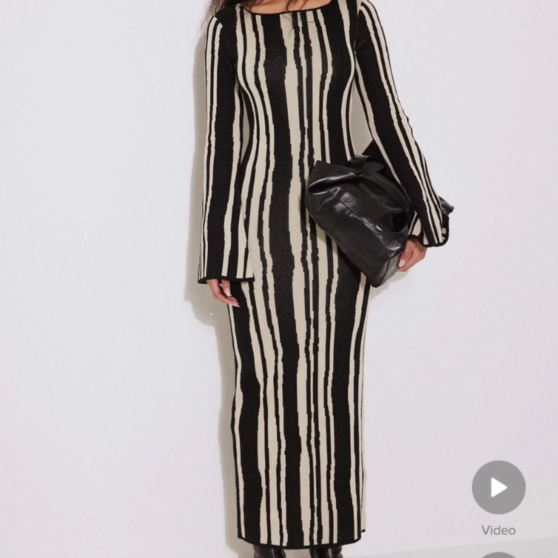 NAKD MAXIKLÄNNING (S)  - 91