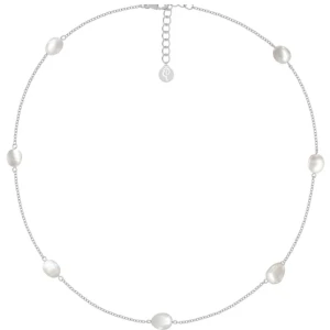 Halsband  - Ett jättefint halsband från edblad, kommer inte till användning då jag är en guld person, hade gärna kunnat tänka mig byta den mot guld om nån är intresserad. 