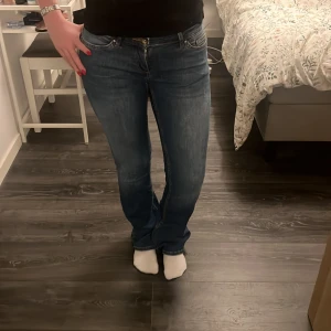 Jeans  - Säljer dessa fina jeans från only 🙂