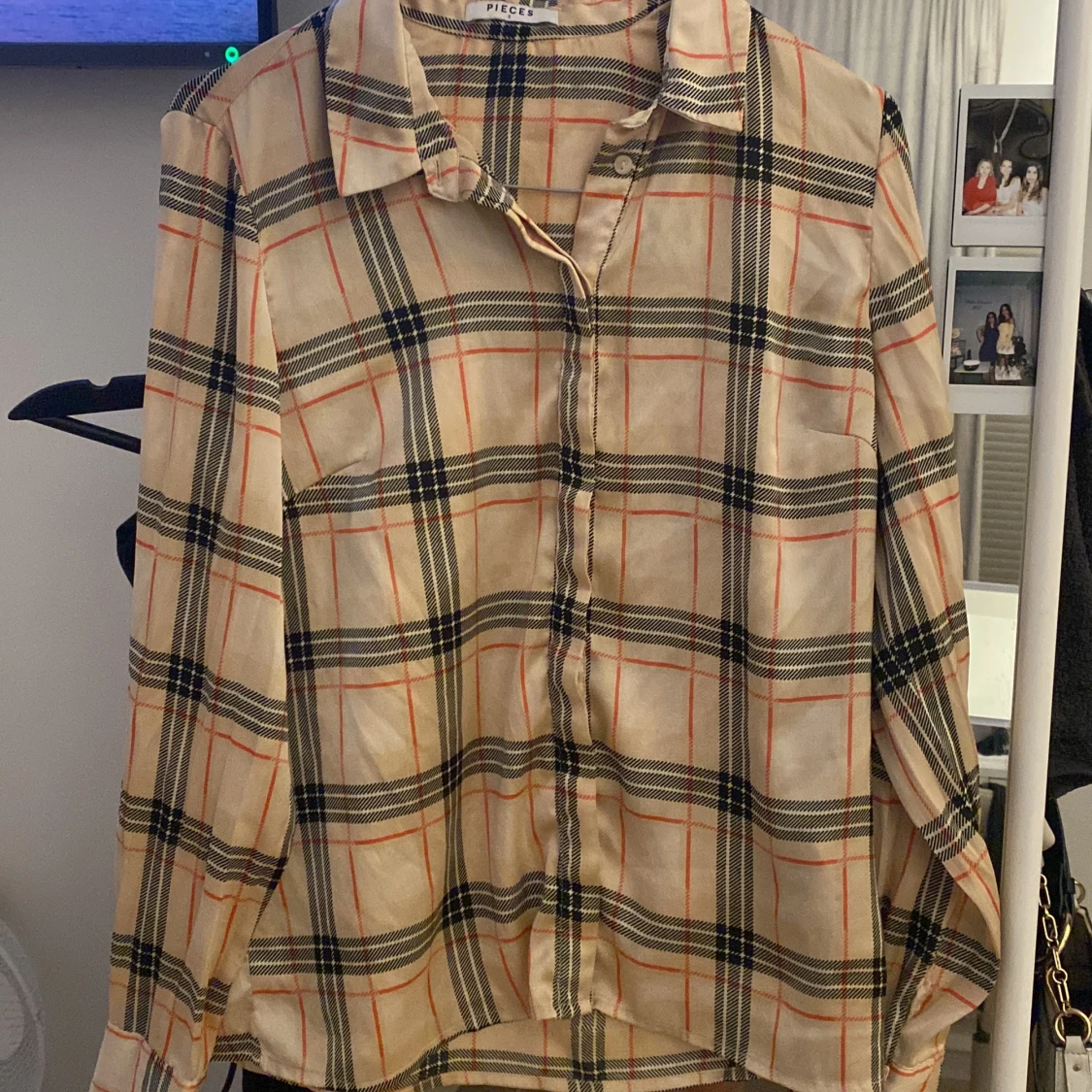 Skjorta satin randig