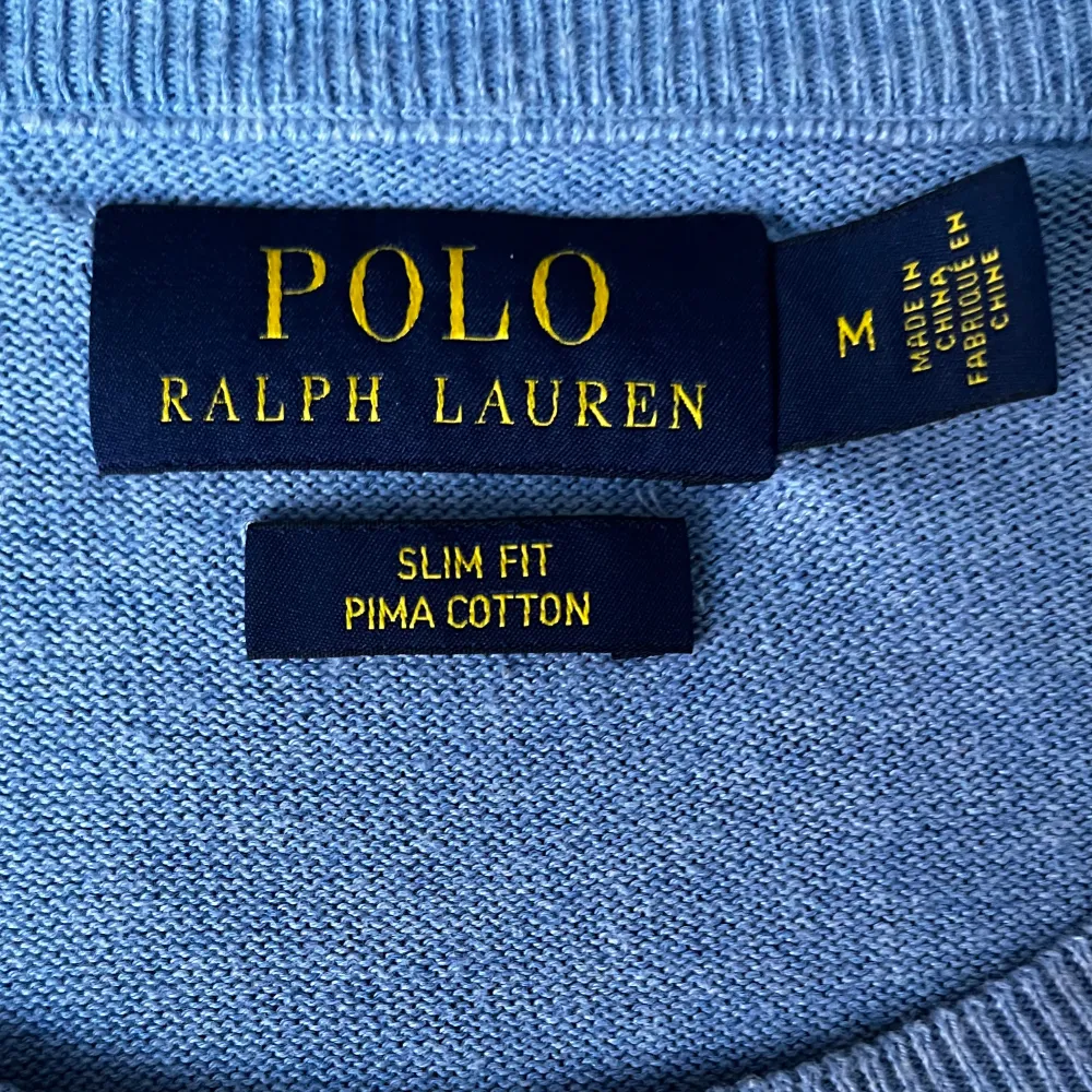 Ralph Lauren sweatshirt i fint skick. Sitter sjukt snyggt. Lite ljusare i verkligheten än på bild. Ordinarie pris: 1 295 kr. Pris kan diskuteras. Hör av dig vid eventuella frågor eller funderingar! 🙌. Tröjor & Koftor.