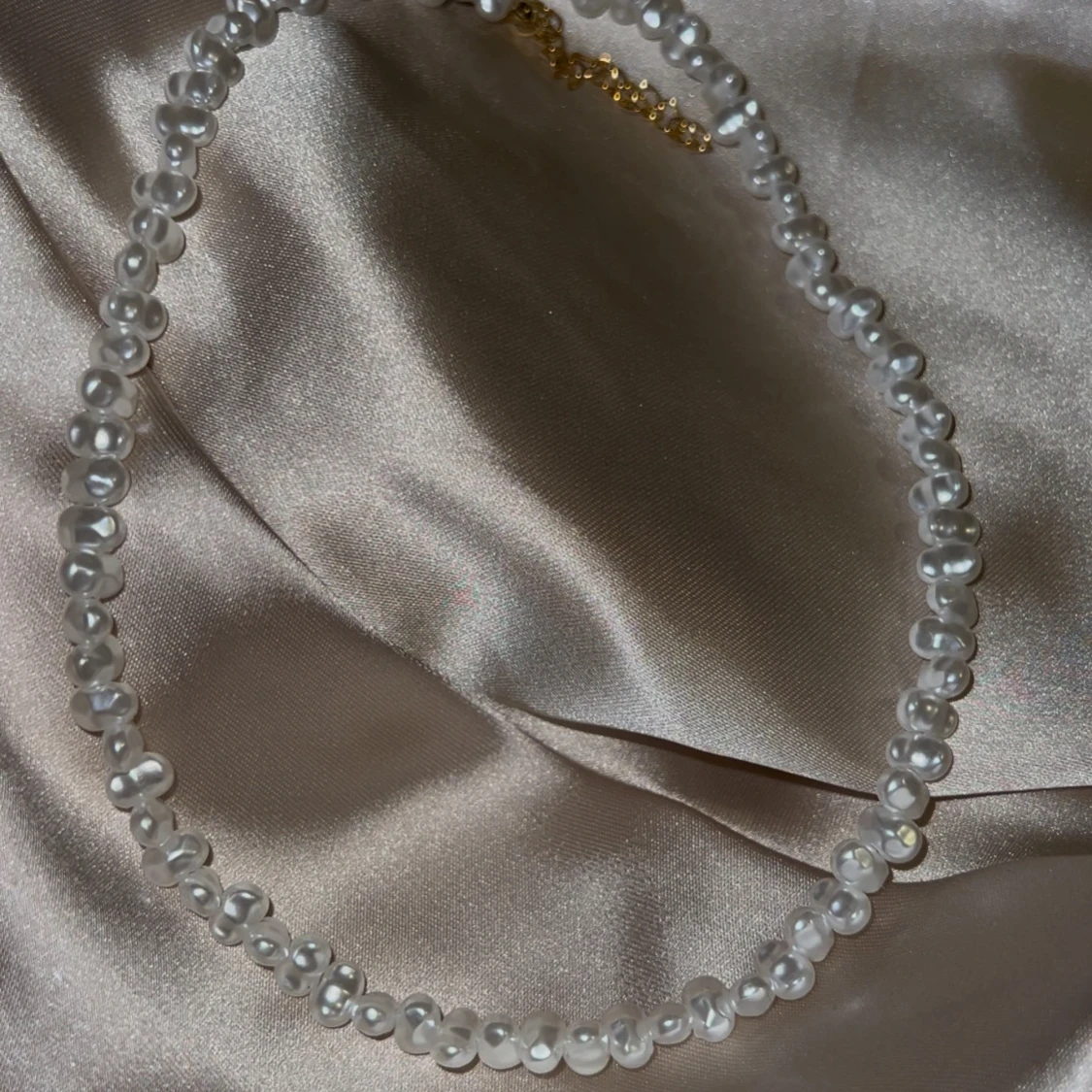 Elegant pärlhalsband