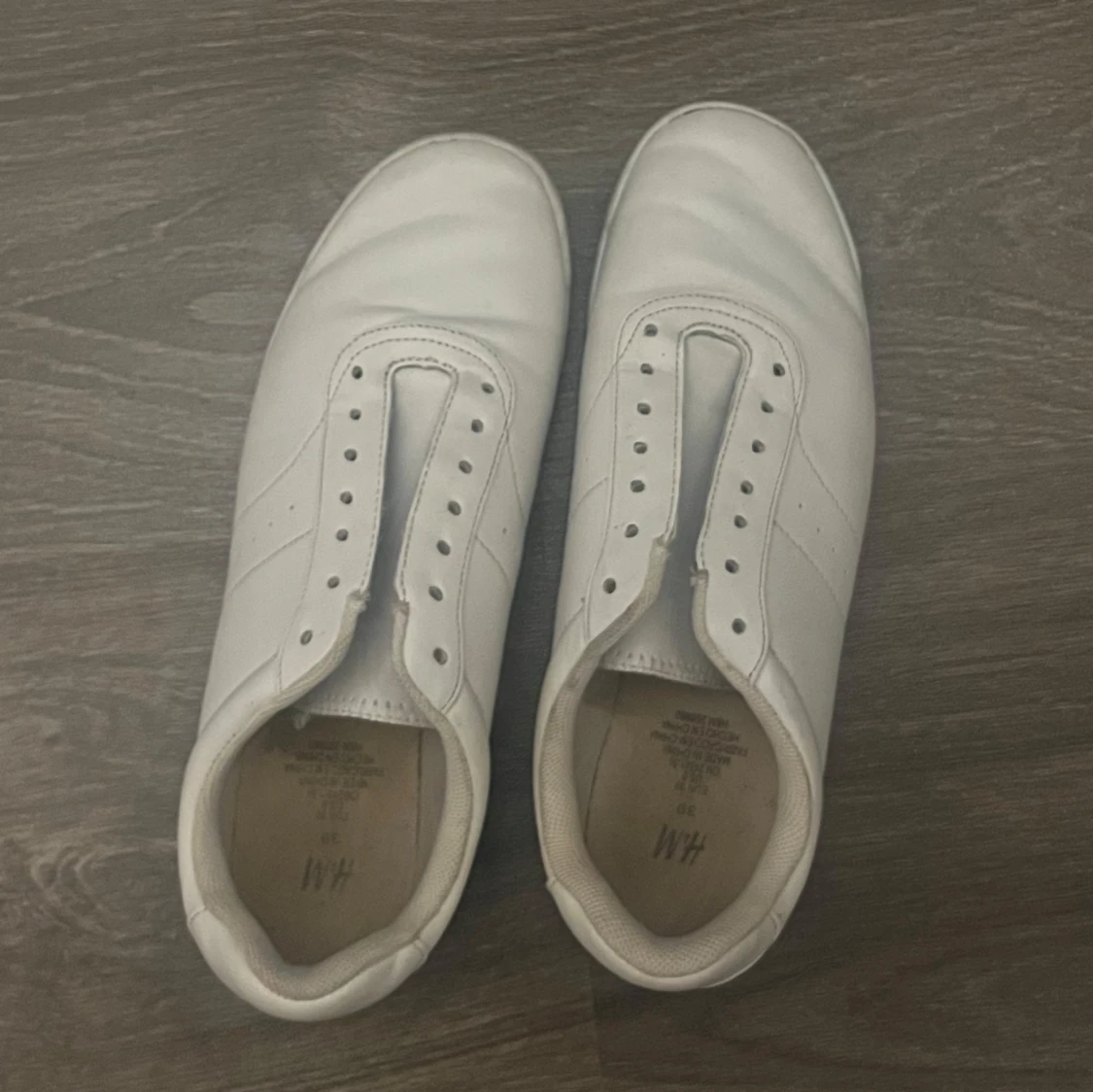 Vita sneakers utan snören - 91