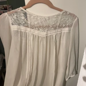 söt blus - aldrig använd, supersöt blus, vintage 