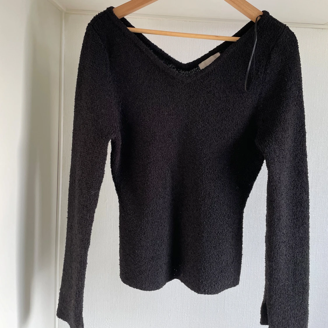 Svart stickad tröja L - 93
