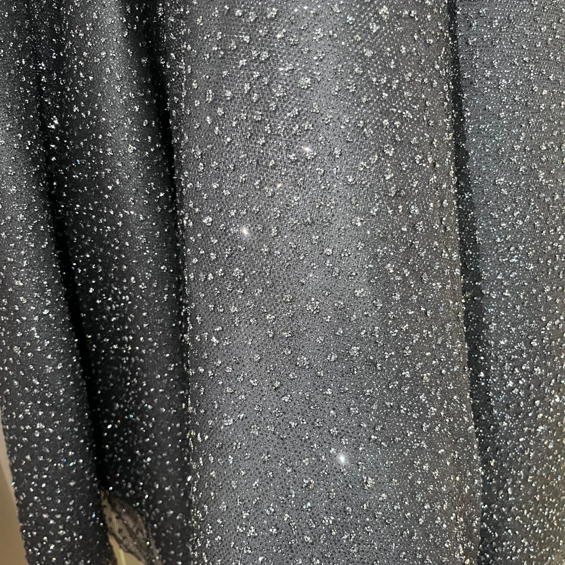 Glittrig långklänning i silver - 2