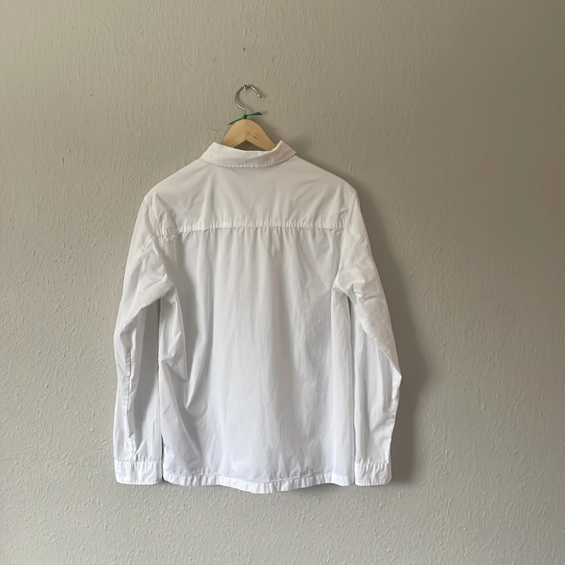 Vit skjorta från Calvin Klein  - 1