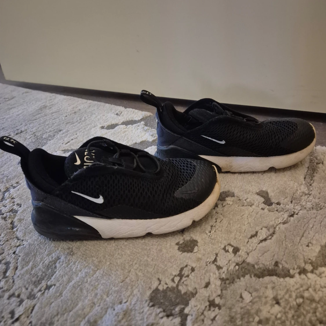 Svarta Nike sneakers - 90