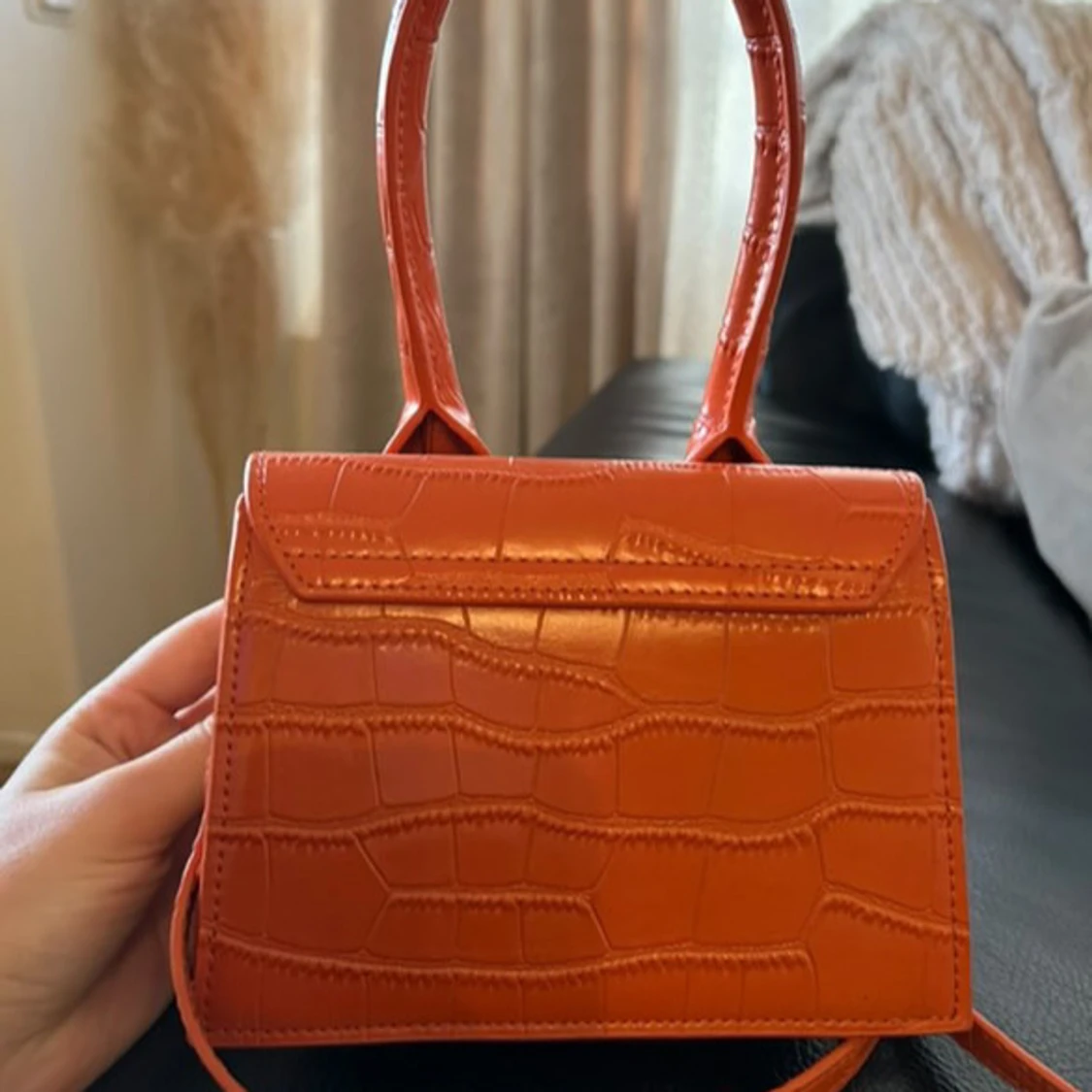 Orange handväska från Jacquemus - 92