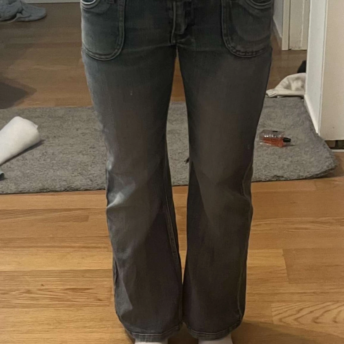 Blå bootcut jeans