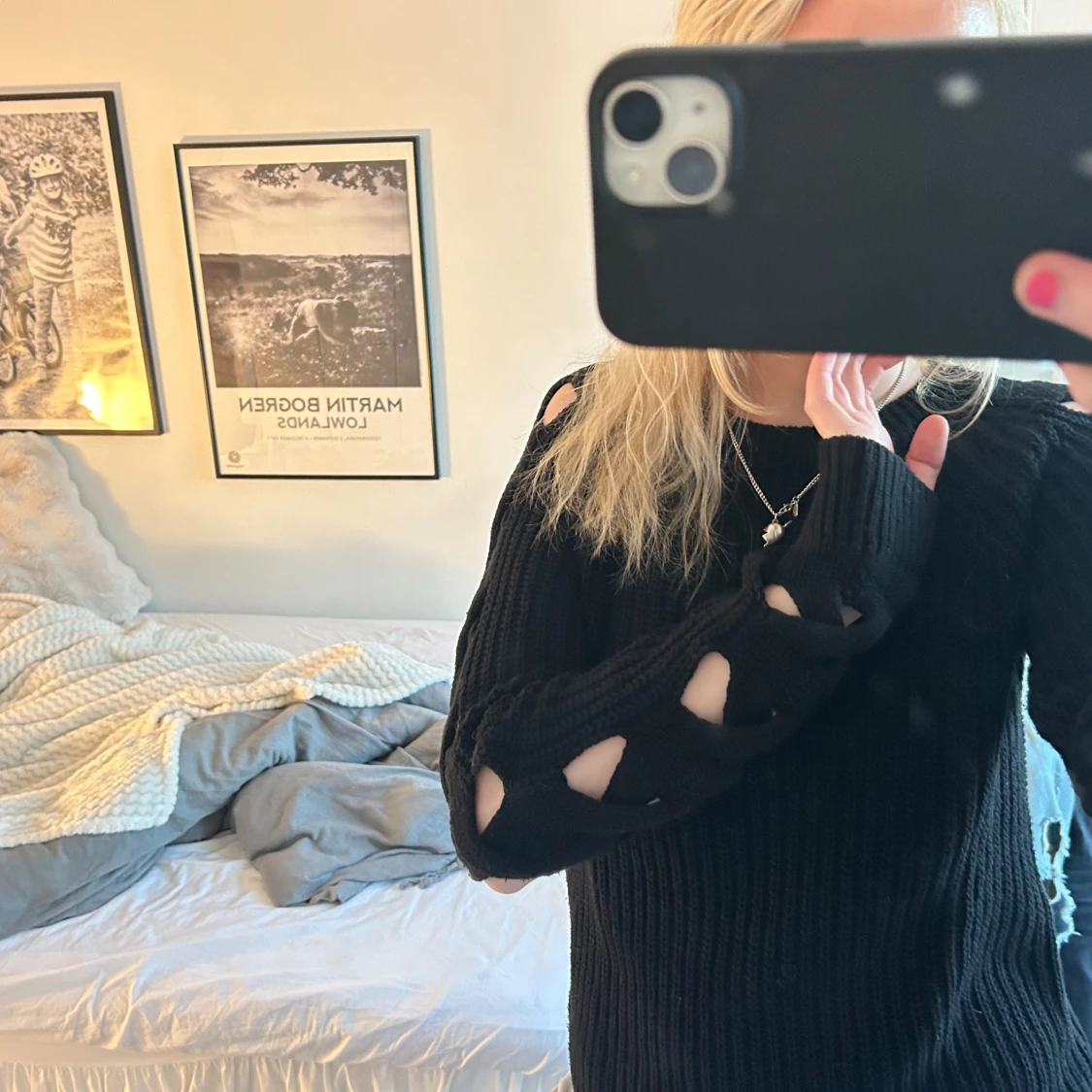 Svart stickad tröja med hålmönster - 90