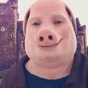 En sexig gris funkar överallt  - Den är en väldigt bra sak att ha i sängen 100% rekommenderas 