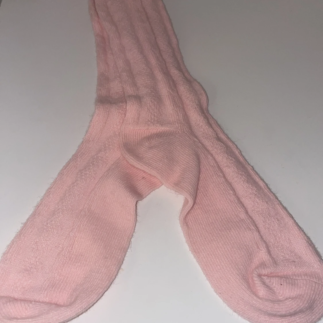 Rosa stickade strumpor - 91