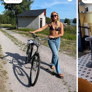 Djerf avenue jeans  - Snygga blå jeans från djerf avenue, modell straight jeans mid blue. Den har en  klassisk straight fit. De är så snygga och jag är så ledsen att sälja dem - men de passade inte mig. Inte använda men råkade dra bort lappen så kan inte lämna tillbaka.  Jeansen har väldigt bra recensioner och mycket bra kvalitet, som är både bekväma och trendiga. 