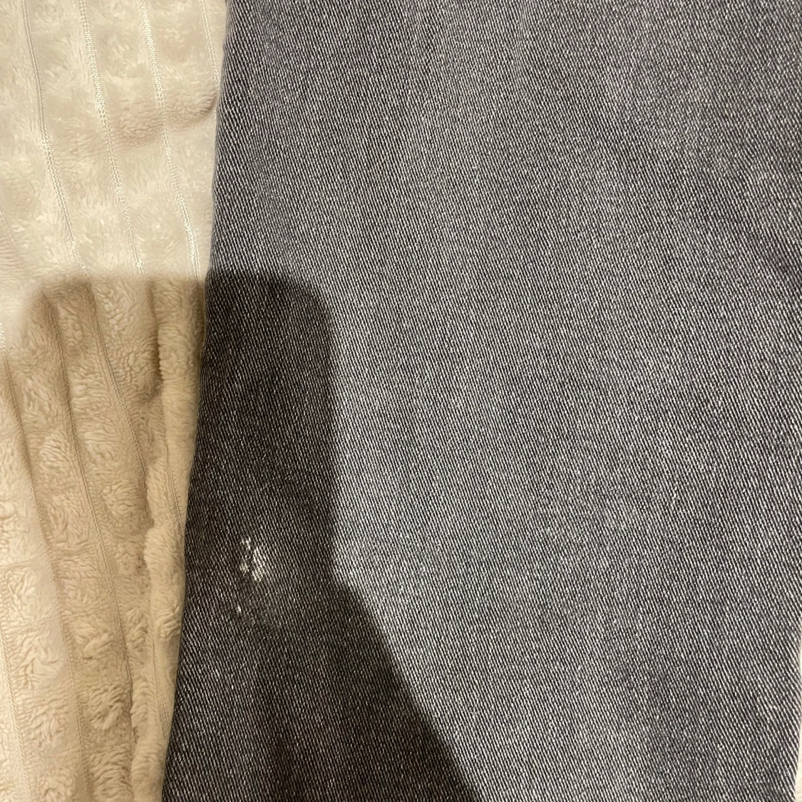 Grå jeans från Gina Tricot - 3