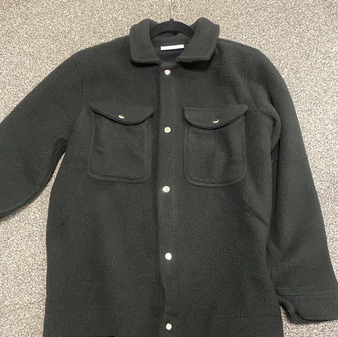 Svart fleecejacka från Only & Sons helt ny som ni ser tag fortfarande kvar