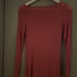 Rosa intimissimi tröja - Säljer en rosa intimissimi tröja i nyskick. Skriv vid frågor!🥰