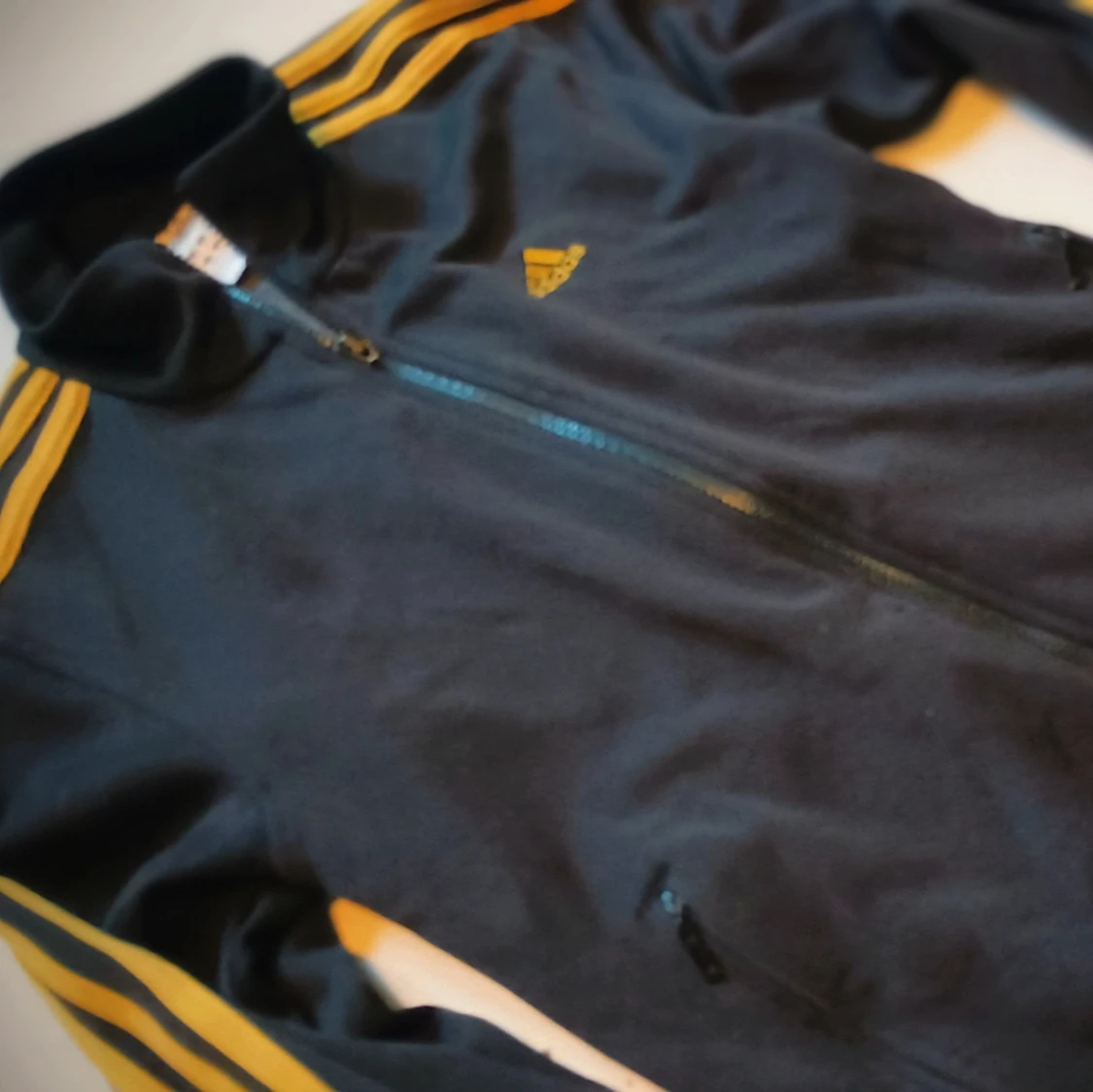 Svart träningsjacka från Adidas - 93