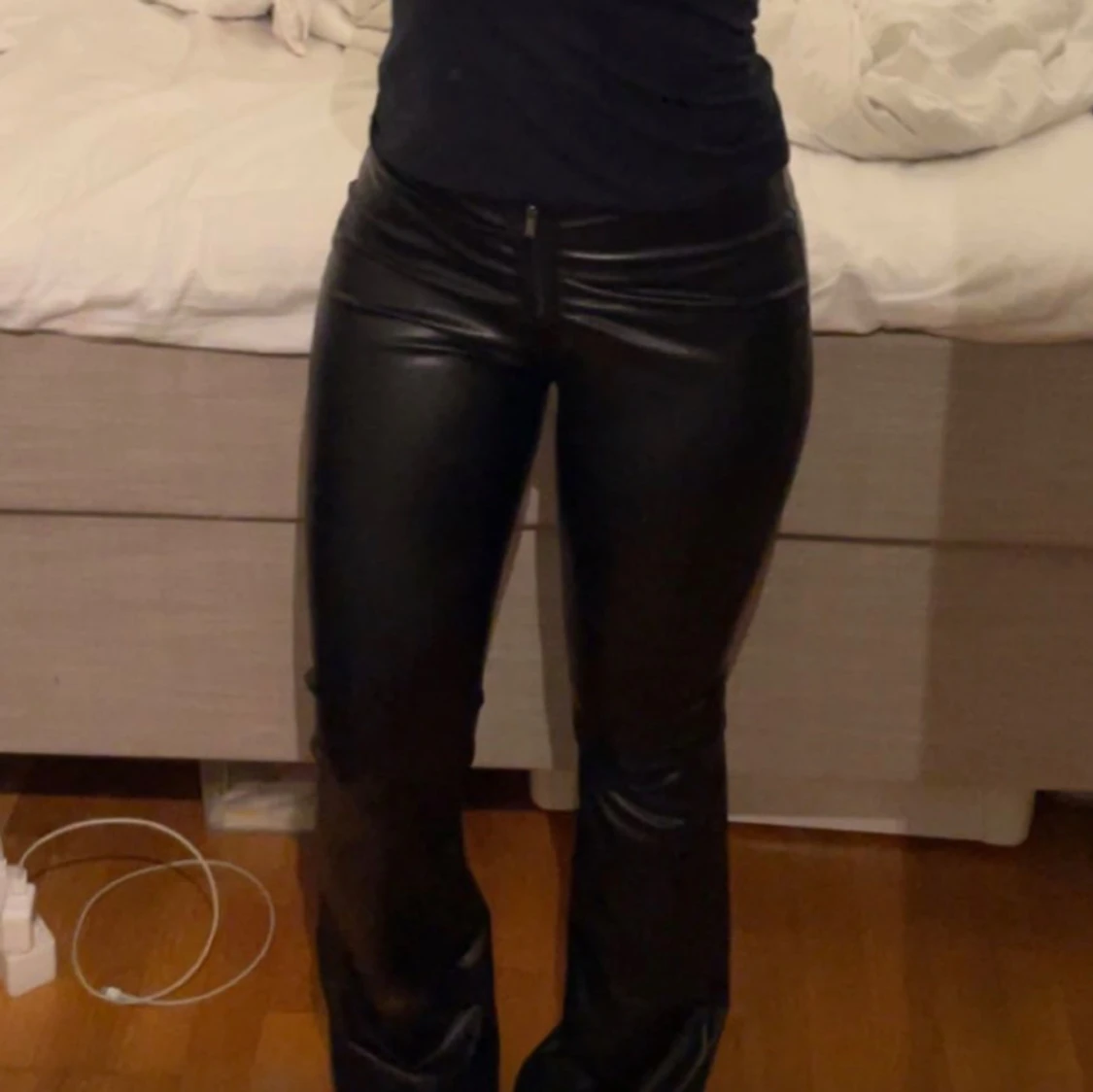 Svarta skinnbyxor från newyorker  - 90