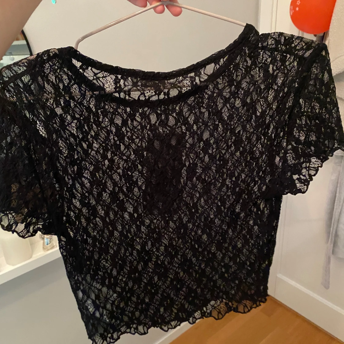 Svart spetstopp  - 90