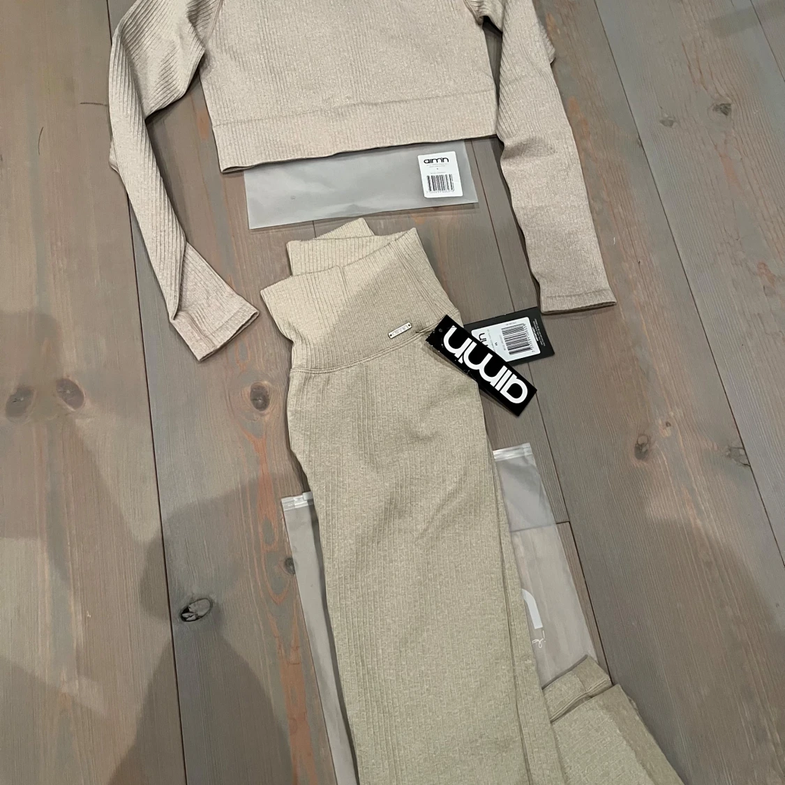 Aimn beige ribbat set XS-S