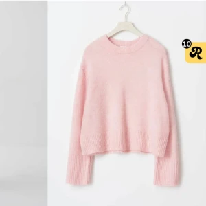 Rosa stickad tröja från Gina - Säljer då jag köpte en annan! Sitter som xs!! Aldrig använd med prislapp! Har ingen bild med den på❤️