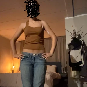 Brunt linne - Samma linne men olika sätt att styla!, aldrig använd, inga defekter.